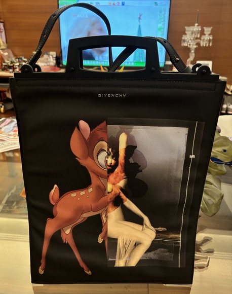 Super rare Givenchy by Riccardo Tisci Iconic Bambi Crossbody Bag in black - Picture 1 of 4